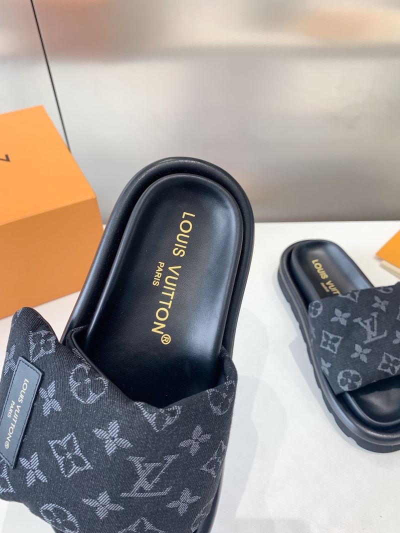 Louis Vuitton Slippers